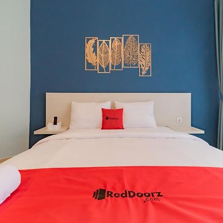 Reddoorz Plus Near Surapati Core Bandung Zewnętrze zdjęcie