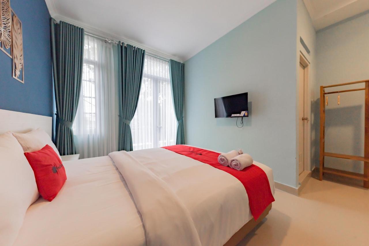Reddoorz Plus Near Surapati Core Bandung Zewnętrze zdjęcie