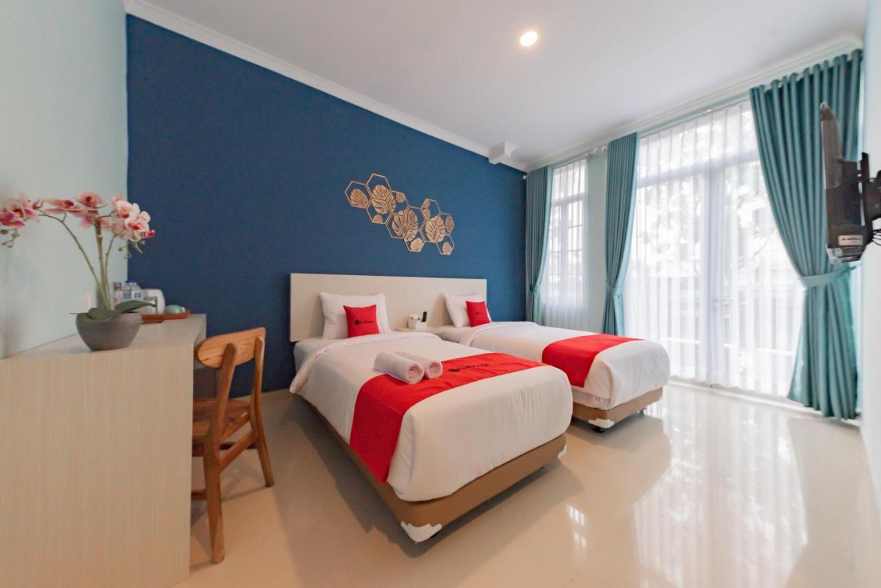 Reddoorz Plus Near Surapati Core Bandung Zewnętrze zdjęcie