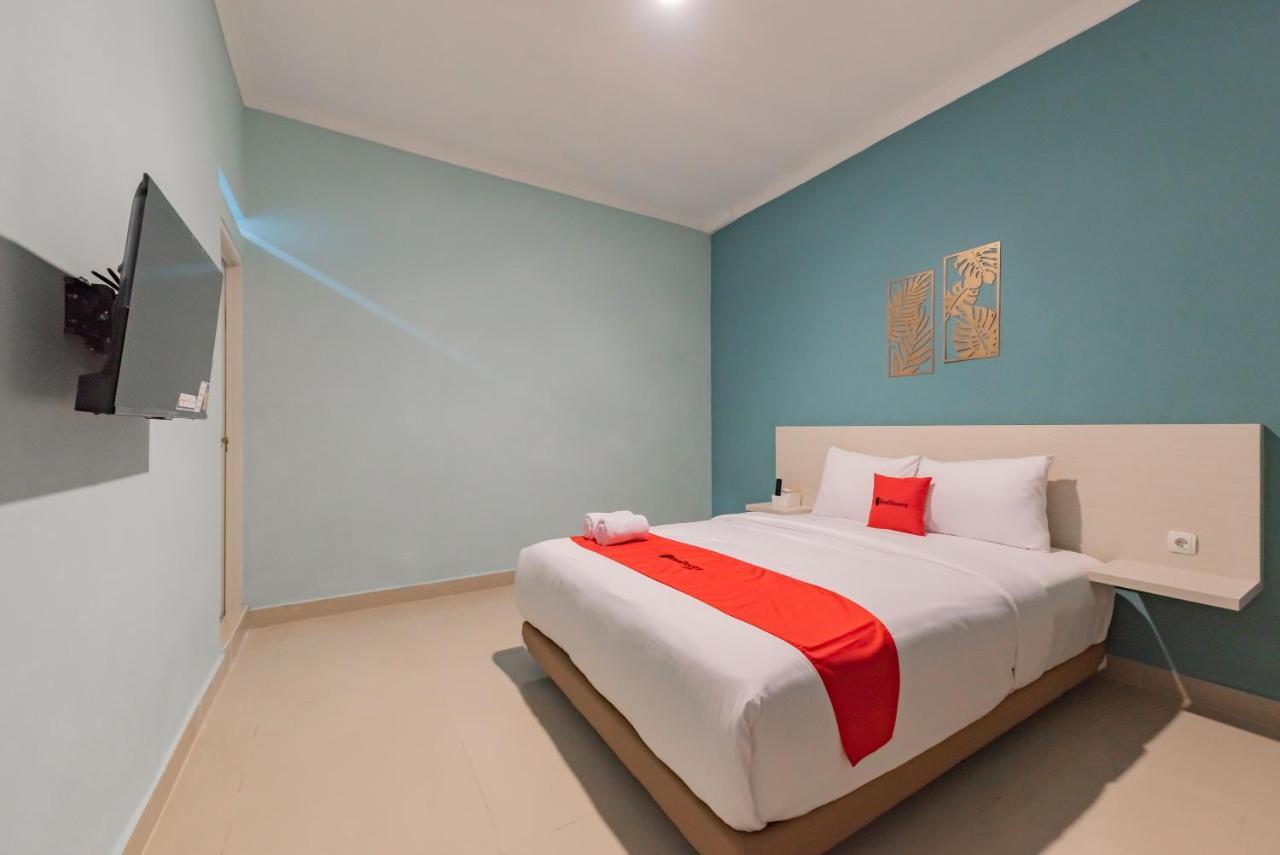 Reddoorz Plus Near Surapati Core Bandung Zewnętrze zdjęcie