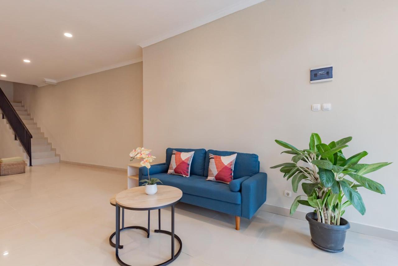 Reddoorz Plus Near Surapati Core Bandung Zewnętrze zdjęcie